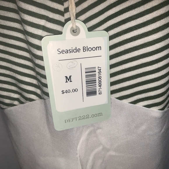 Striped top - Picture 4 of 6